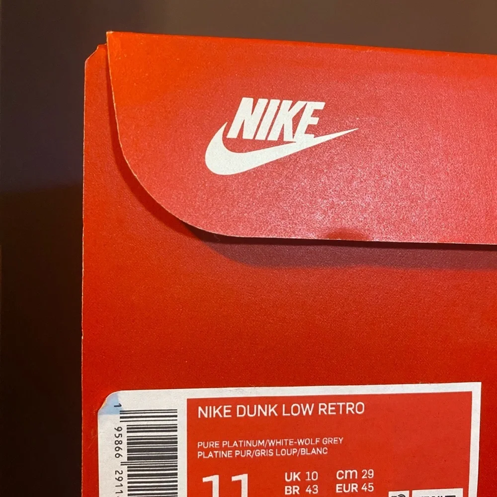 Nike Men's Gray Dunks - Picture 5 of 5